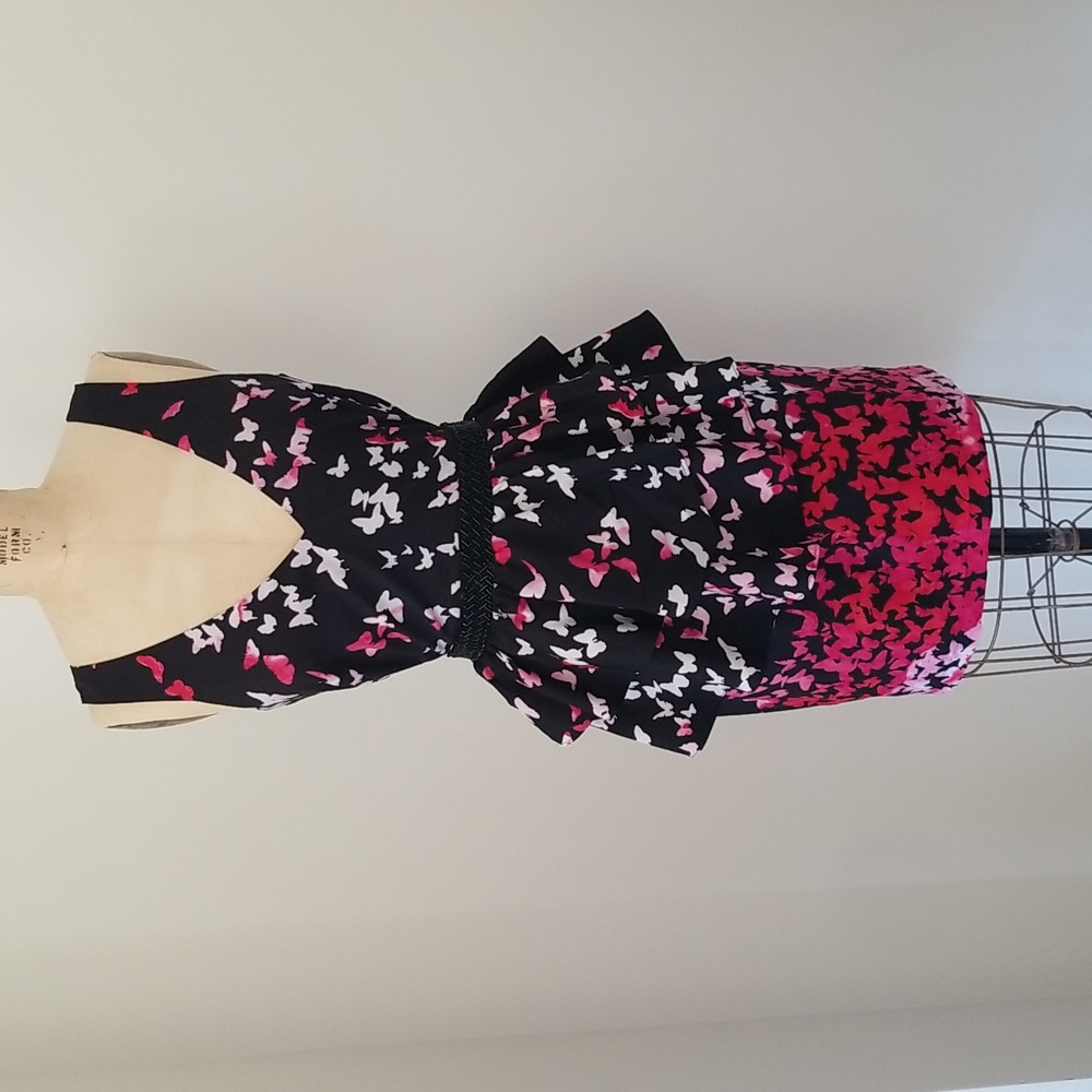 Butterfly Peplum Bebe dress w beaded belt